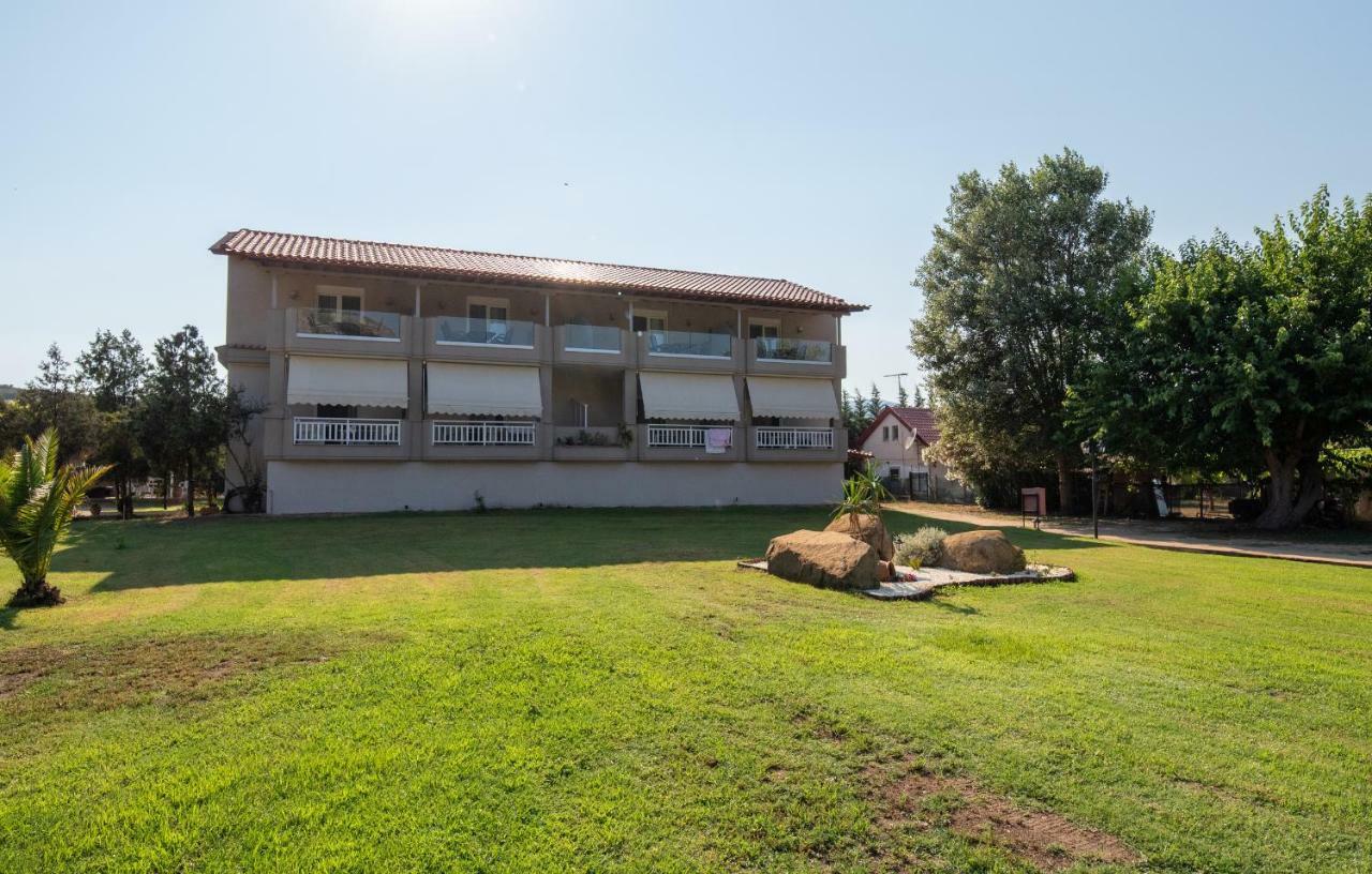 Camping Linaraki Apartments & Bungalows Sykia Eksteriør billede