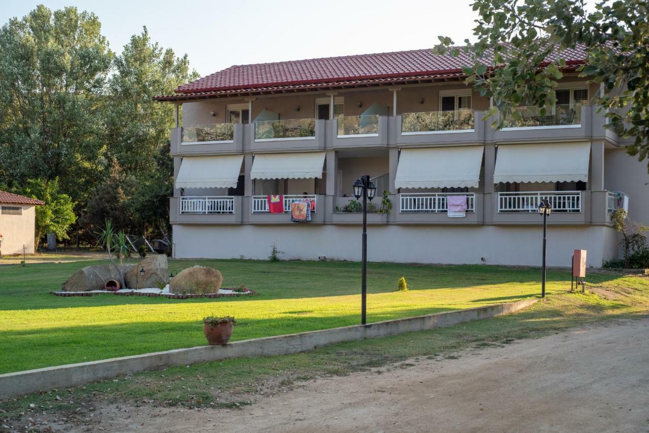 Camping Linaraki Apartments & Bungalows Sykia Eksteriør billede