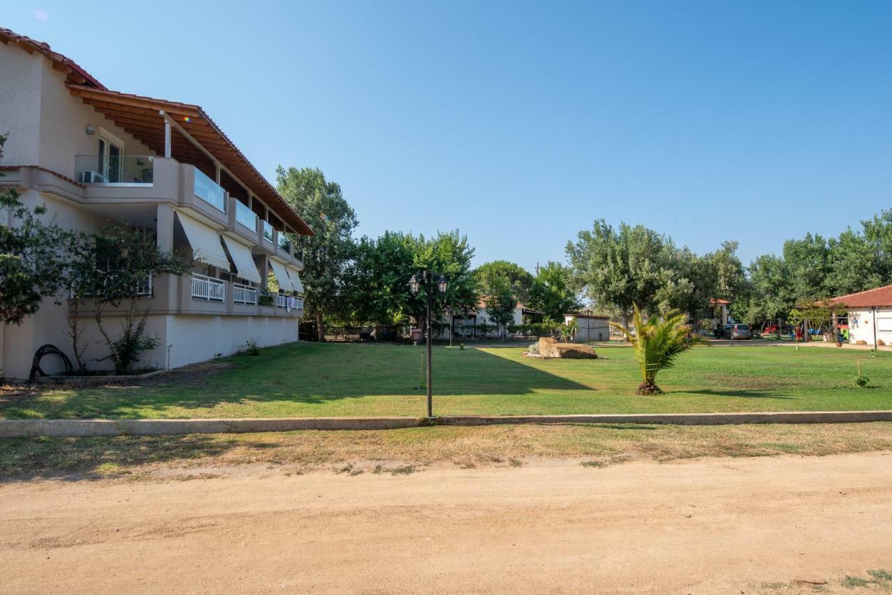 Camping Linaraki Apartments & Bungalows Sykia Eksteriør billede